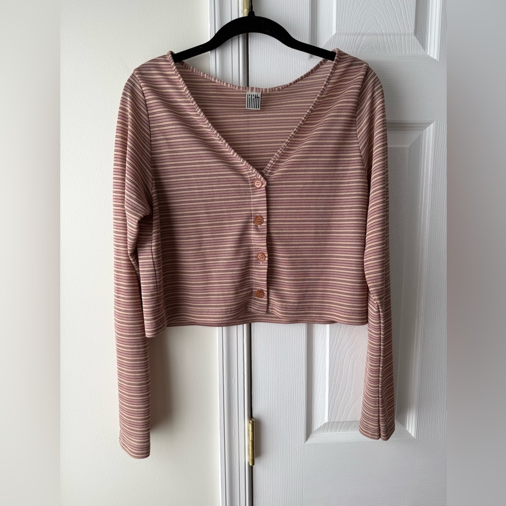 Lilith cardigan/top size L